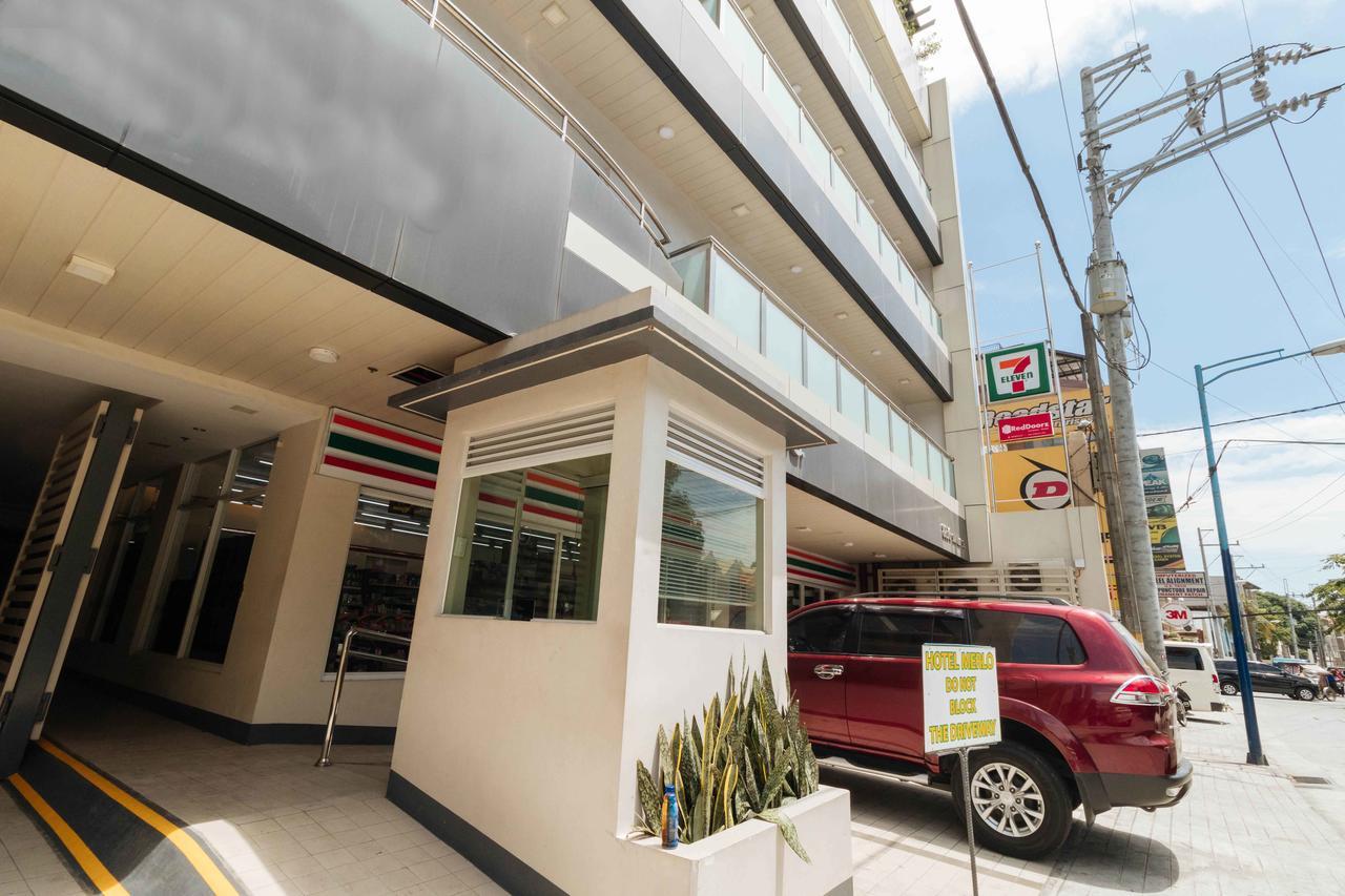 فندق Reddoorz Premium @ Sampaloc Makati ماكاتي المظهر الخارجي الصورة