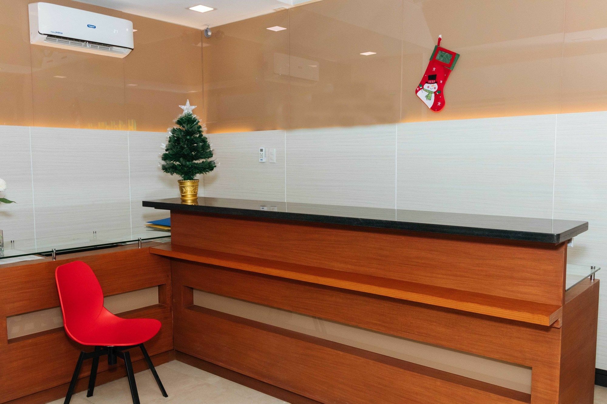 فندق Reddoorz Premium @ Sampaloc Makati ماكاتي المظهر الخارجي الصورة